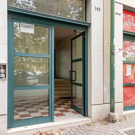 Free Private Parking Piazza Del Palio Stazione 3 Minuti A Piedi Dal Centro * Асти